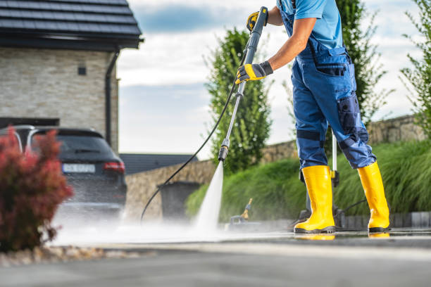Why Choose Our Certified Pressure Washing Experts for Your Project Needs in Bismarck, MO?